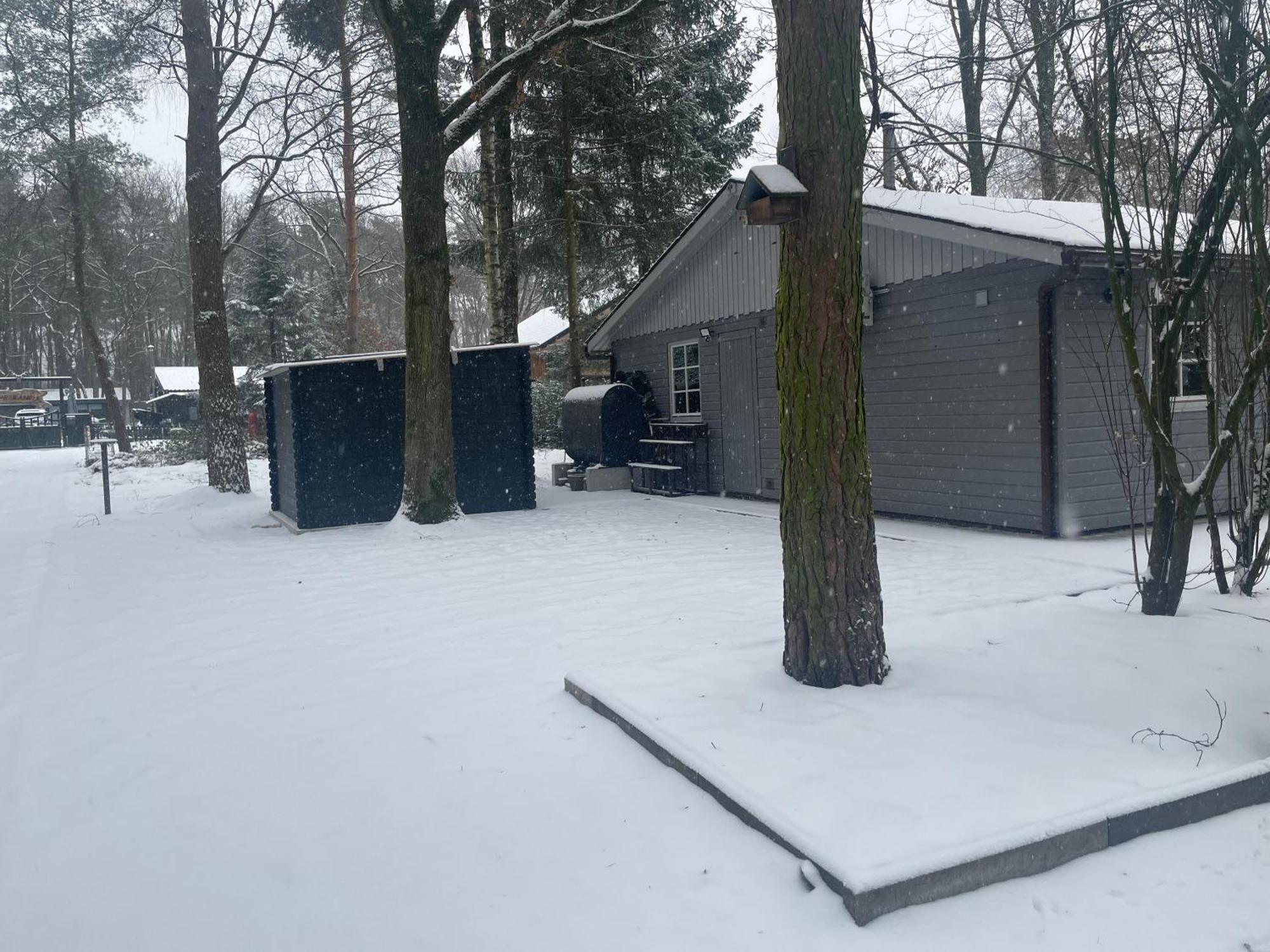 Chalet Sint-Hubertus Du Bois Zutendaal Exterior photo